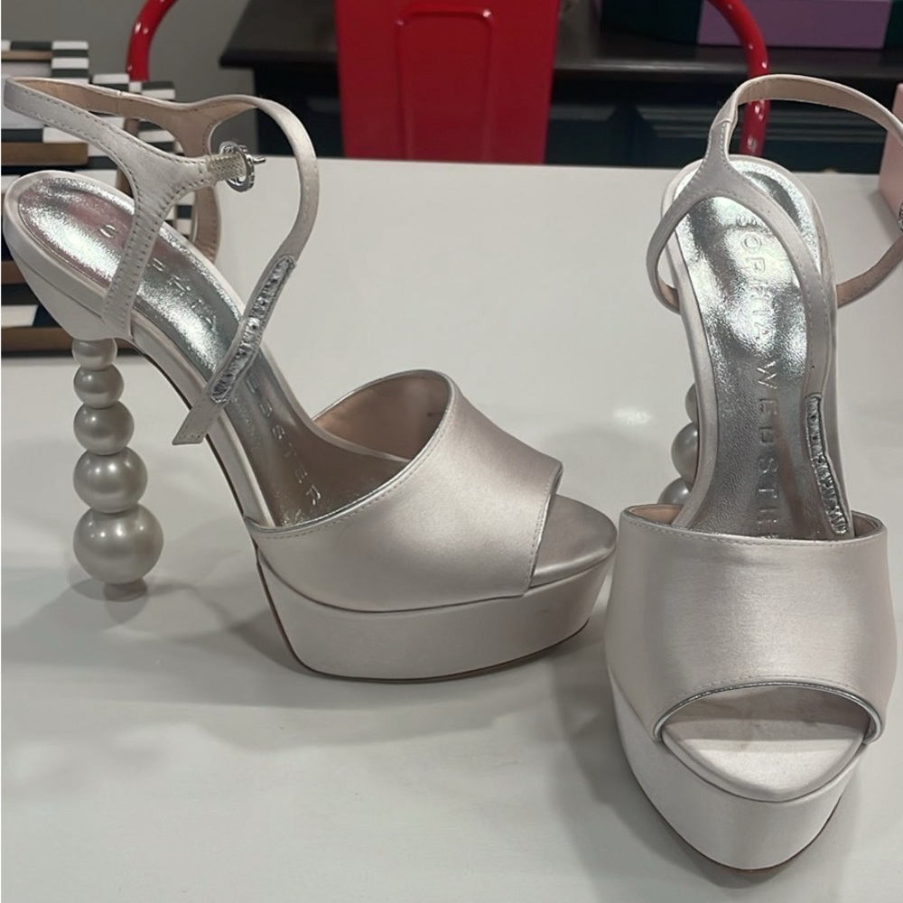 Size 36 Sophia Webster Deya Platform.